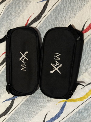 Max Factor toiletry bags like new, set of 2