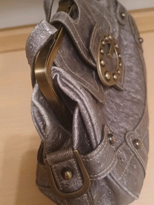 Guess leather handbag used, silver, authentic from USA