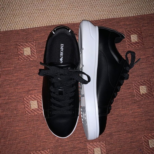 Emporio Armani Leather Sneakers like new, size 41, black and white