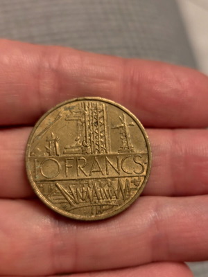 French collectible 10 Francs coin 1978 like new