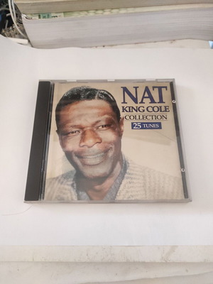Nat King Cole Collection CD like new, 25 tunes funk soul