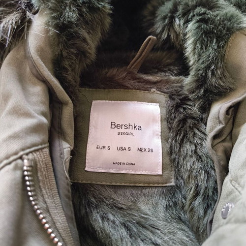 Bershka parka small, like new, green with removable fur hood