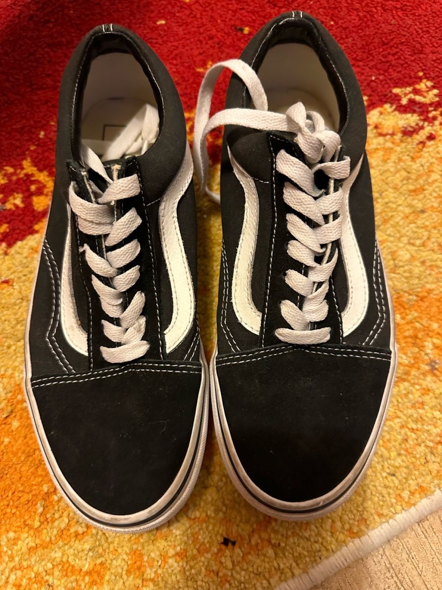 Vans old hotsell skool size 37