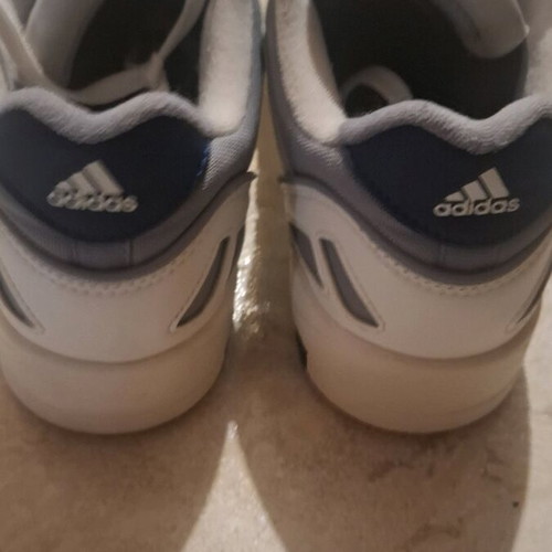 Παπούτσια Adidas αθλητικά νούμερο 43 1/3 ελαφρώς χρησιμοποιημένα, άσπρα