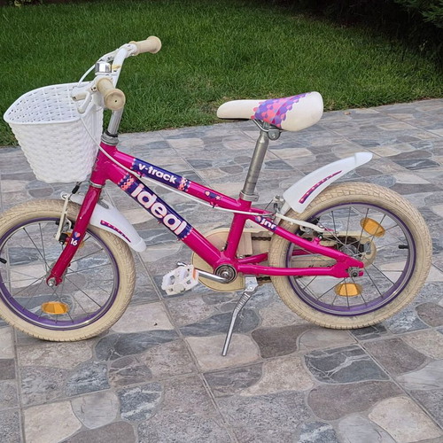 Ideal 16'' children's bike like new, aluminum, with training wheels