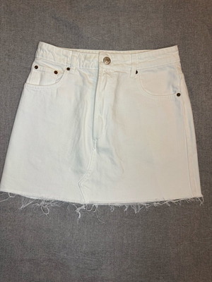 Zara denim mini skirt white like new