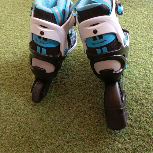 Tempish adjustable kids rollers size 33-36 used with helmet