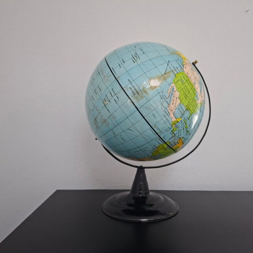Retro Greek globe vintage 1970s used with Greek labeling