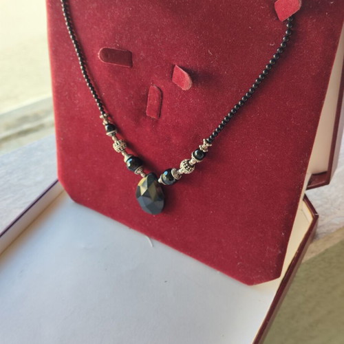 Silver vintage necklace with black stone, 925 hallmark