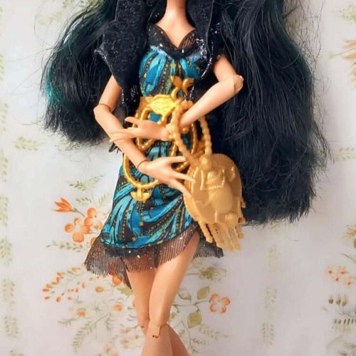 Monster High Cleo de Nile Frights Camera Action doll like new