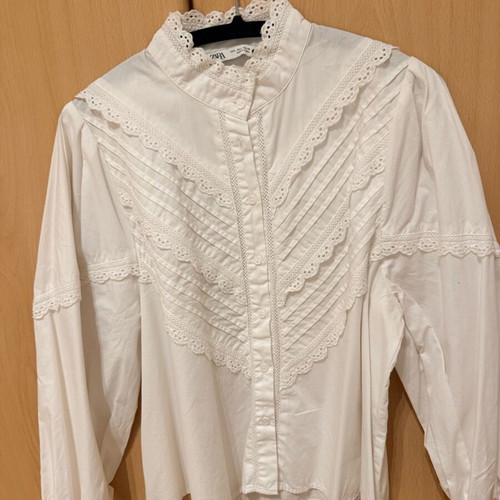 Zara white shirt like new, size L