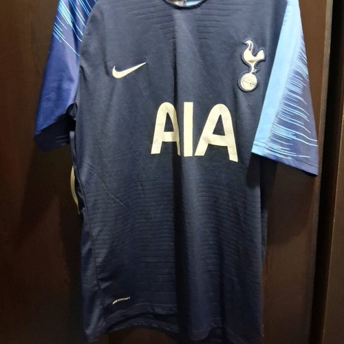 Tottenham jersey used, size Medium, official replica