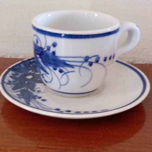 Handmade coffee cups painted by hand, like new, set of 2