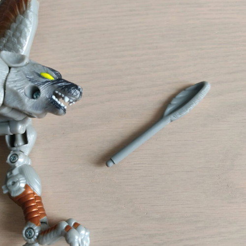 Beast Wars figure used wolf - eagle