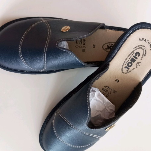 Women's slippers size 39 blue anatomic like new