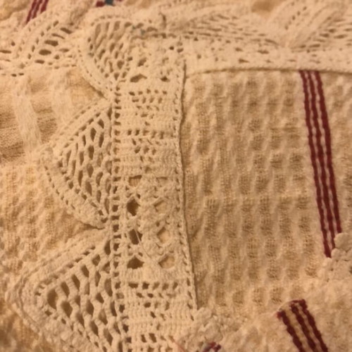 Handwoven Hrami Table Linen with Handmade Lace, Used, 160x180 cm