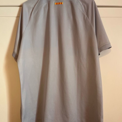 Barcelona Replica Jersey size large used