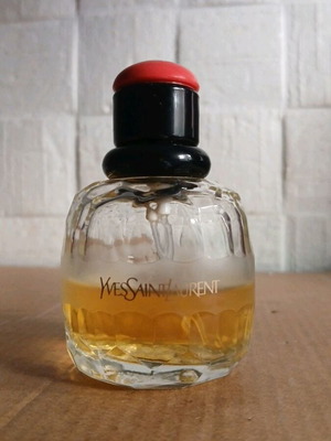 Yves Saint Laurent Paris άρωμα