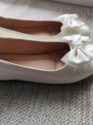 Μπαλαρίνες Doremi Νο 36 σαν καινούργιες, άσπρες