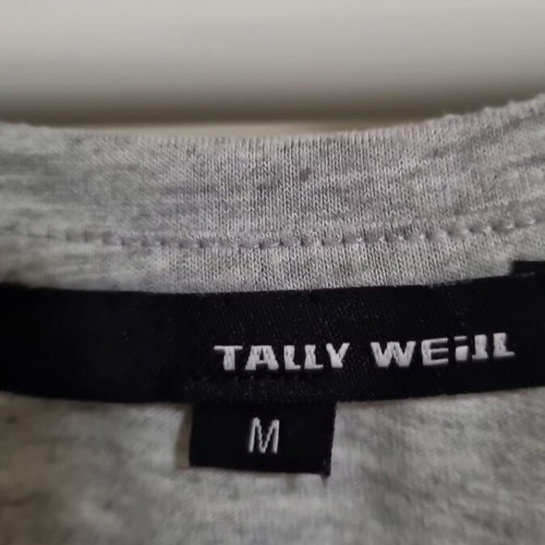 Tally Weill blouse medium size like new, 3/4 sleeve