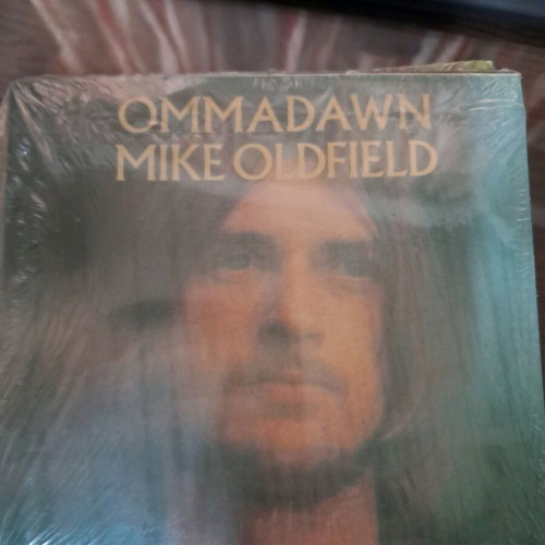 CD albums new, pack of 10 empty with plastic