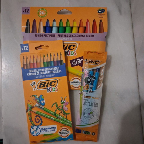 Bic Kids school set new with 12 markers, 12 colored pencils and 3 Matic Fun mechanical pencils