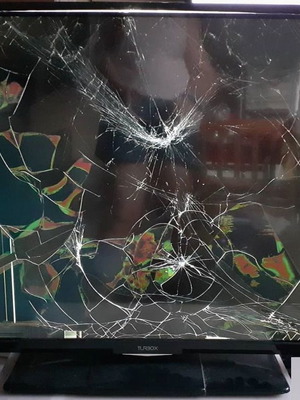 Turbo X 42” πλακέτες τηλεόρασης μεταχειρισμένες, μοντέλο TXV-4220D