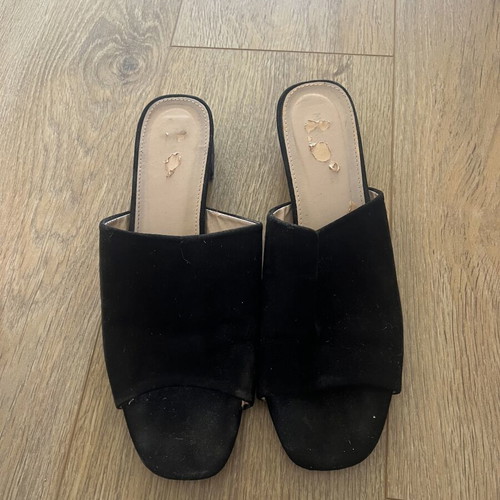 Migato black suede mules used, low heel 3.5 cm, size 39