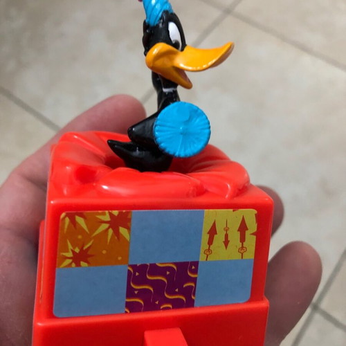 Looney Tunes Duffy Duck figure used, 10cm, Happy Meal 2000 Celebration Countdown