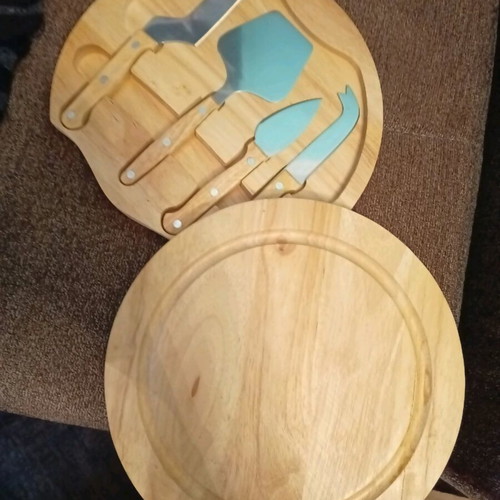 Cheese plateaux unused