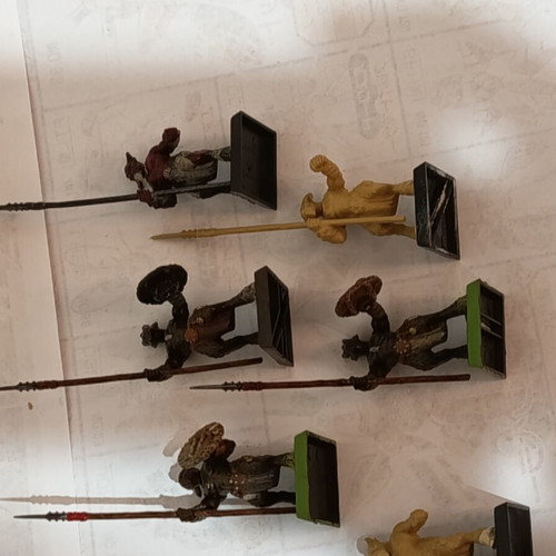 Warhammer Chaos Beastmen Ungors & Raiders 27 plastic figures like new with extra bitz