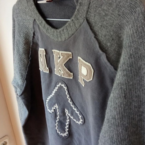 NKP men's unisex sweatshirt with knitted sleeves, like new, grey