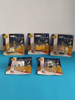 Wall-e Paintbot Mini Figures pack of 5 like new