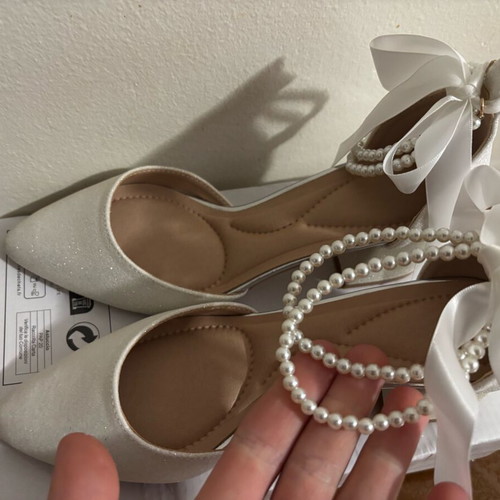 White pumps size 37 new