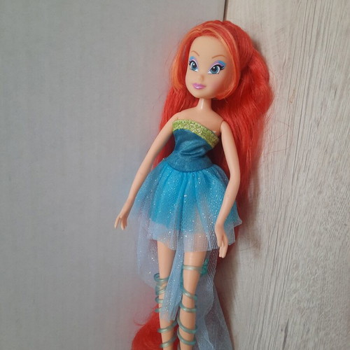 Winx Club Bloom Harmonix doll used by Witty Toys collectible
