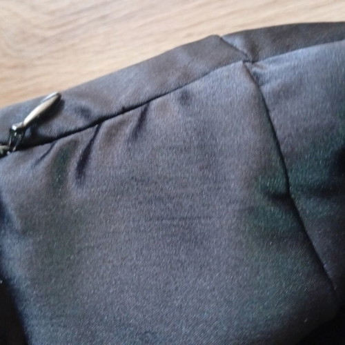Satin skirt On Line luxur L like new, black