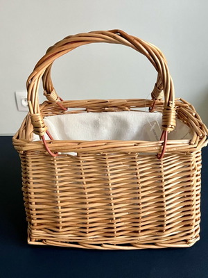 Straw handbag new, beige