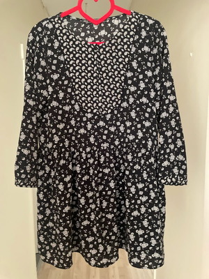 Zara mini dress like new size M