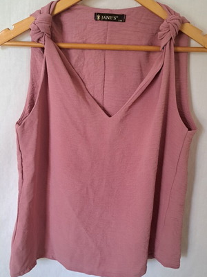 Puce sleeveless top, dusty pink