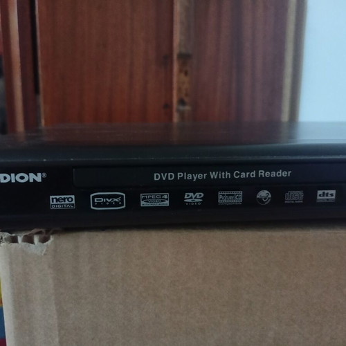 DVD player like new without remote control