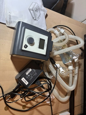 Philips Respironics REMstar Auto A-Flex CPAP σαν καινούργιο με μάσκα και σωλήνα