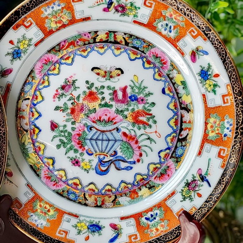 Famille Rose vintage Chinese porcelain plates, set of 2