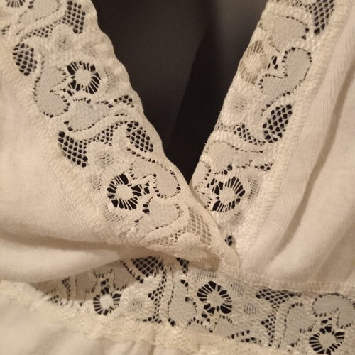 German vintage sleeveless blouse with lace, 100% cotton, XL/XXL