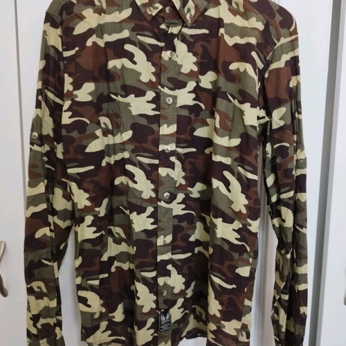Men's dress shirts like new, pack of 6, sizes L and XL