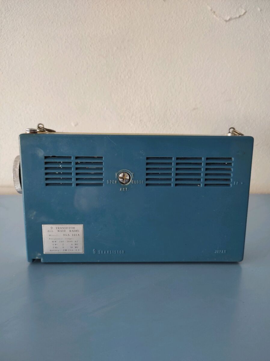 General 3 band transistor 9 Japanese used - € 20,00 - Vendora.cy