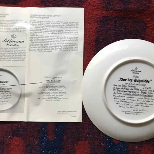 Collector plate porcelain with certificate like new