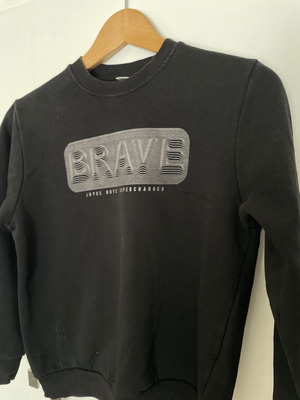 Black sweatshirt with print used, size 134 cm for 9 years old boys
