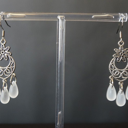 Handmade earrings new, white and silver, 4 cm height