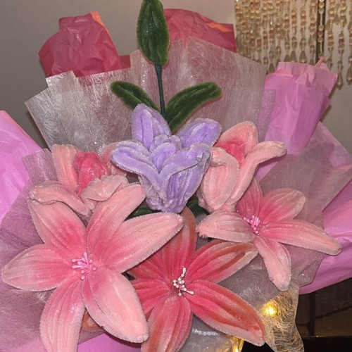 Dream Bouquet made to order with 7 flowers and butterfly