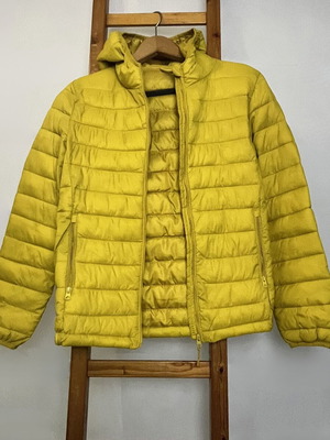 Μπουφάν Pull&Bear κίτρινο μέγεθος M σαν καινούργιο, ανοιξιάτικο